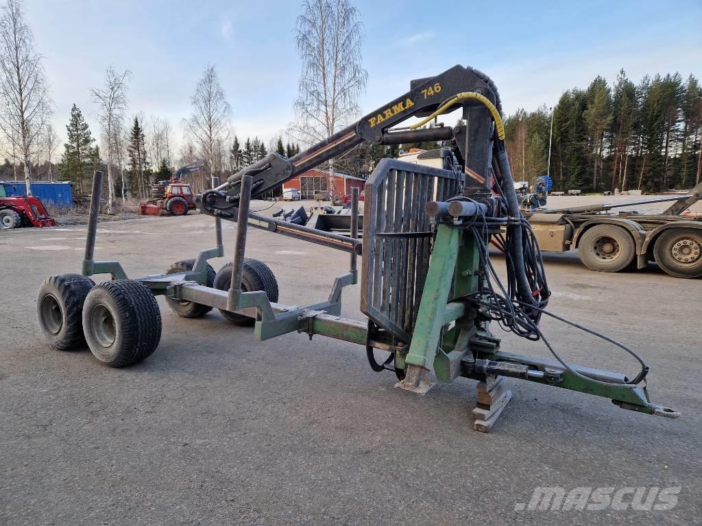 Farma 746 Erdészeti pótkocsik