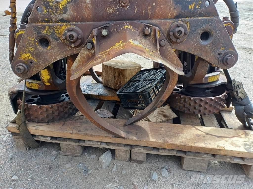 John Deere 480 Betakarító fejek