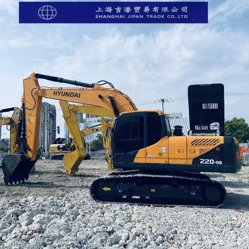 Hyundai R220 Lánctalpas kotrók