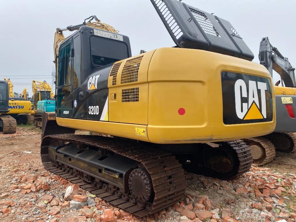 CAT 320 D L Lánctalpas kotrók