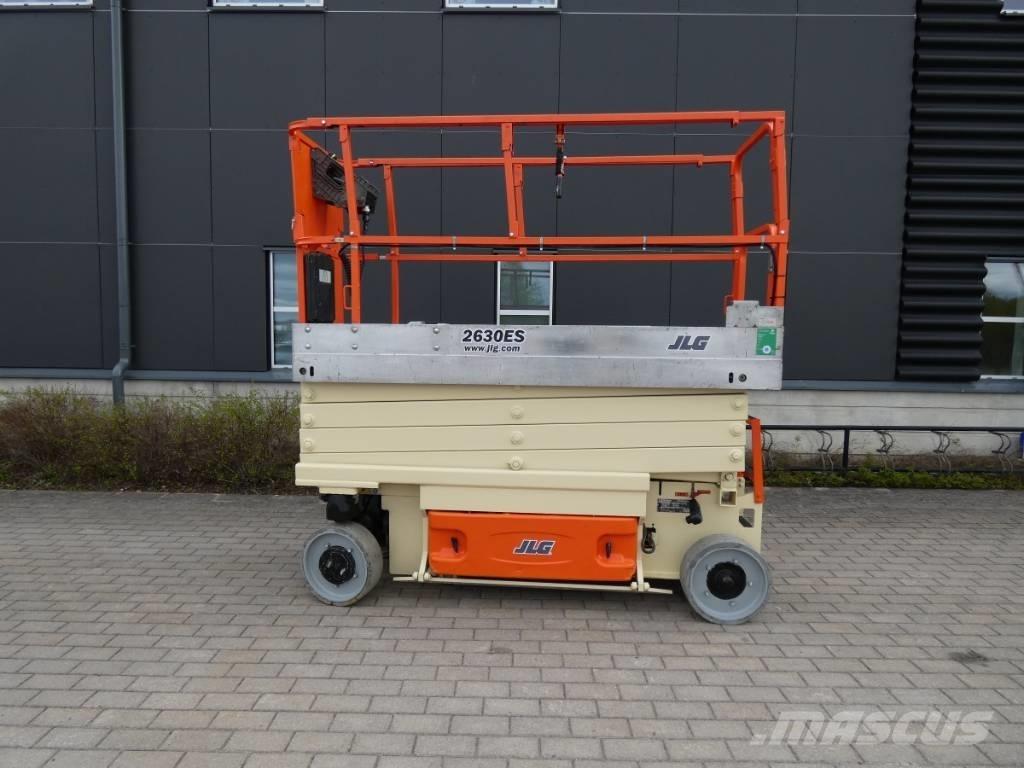 JLG 2630 ES Saxlift Ollós emelők