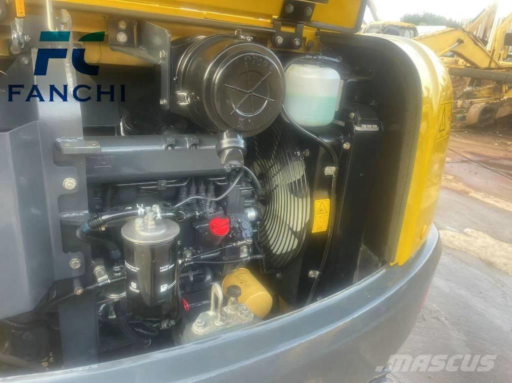 Komatsu PC 56 Mini kotrók < 7t