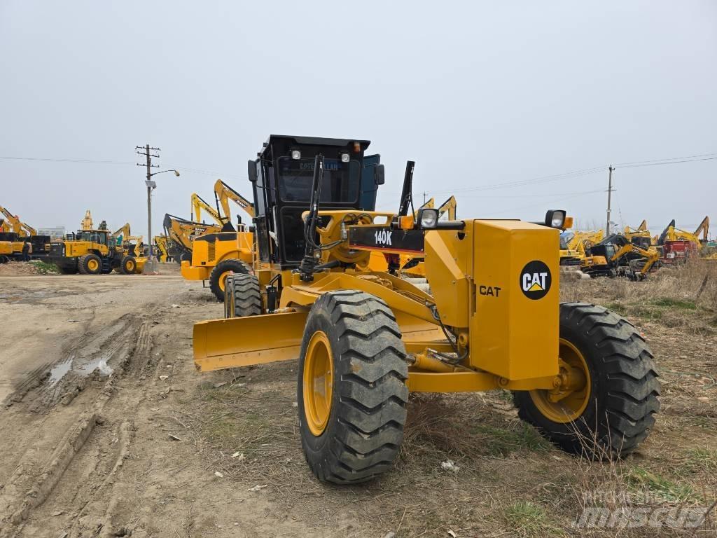 CAT 140 K Gréderek