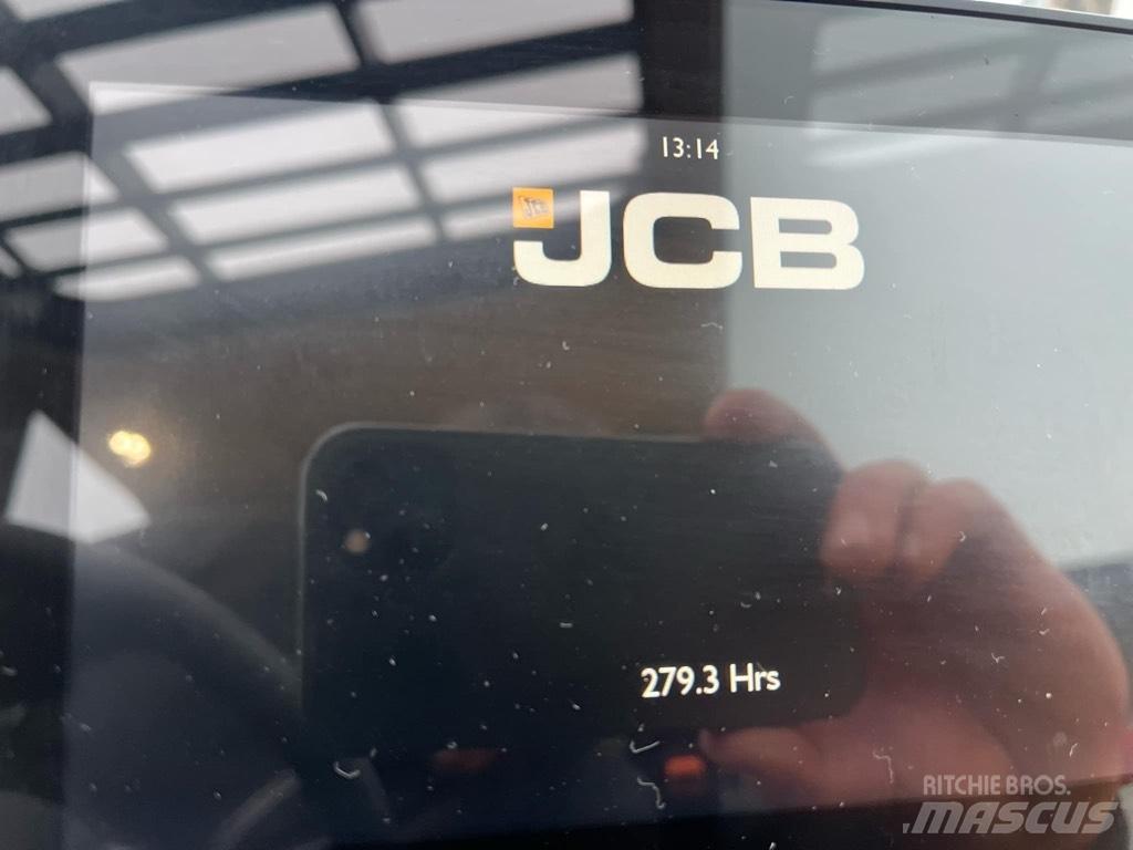 JCB 542-70 Agri Xtra Teleszkópos rakodók