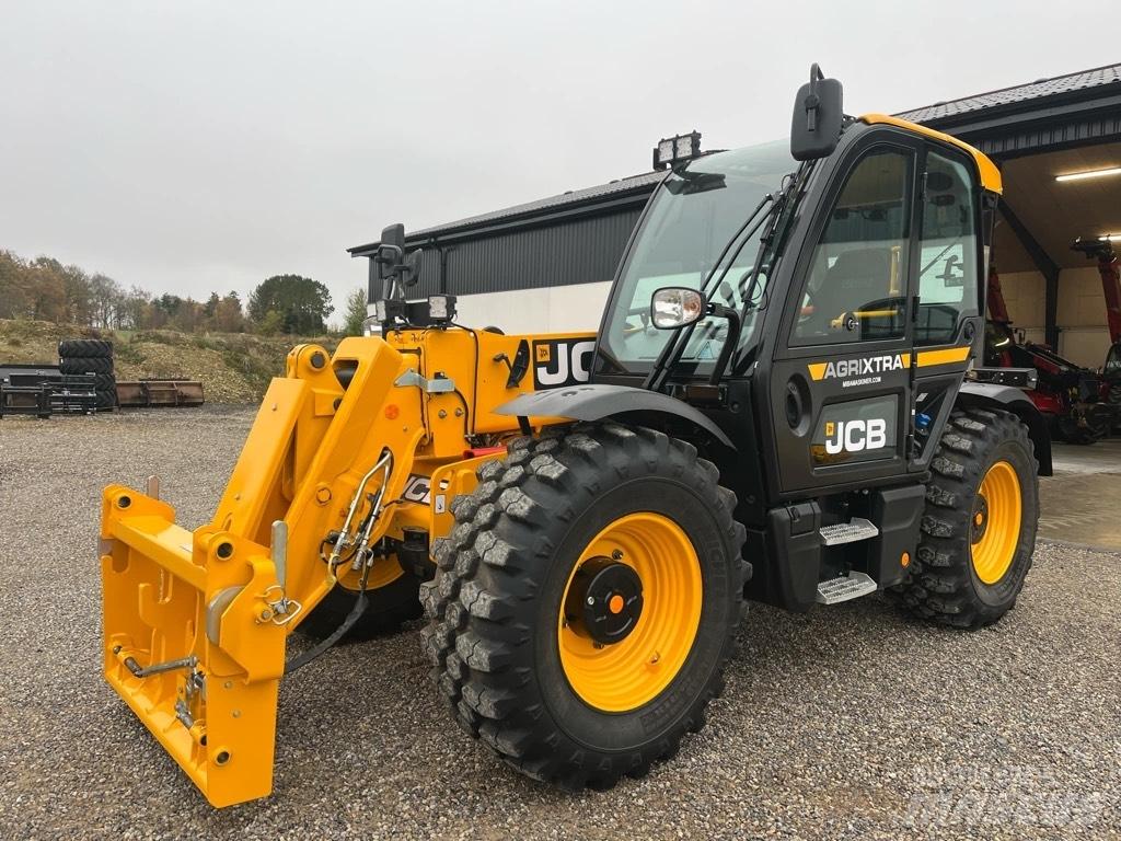 JCB 542-70 Agri Xtra Teleszkópos rakodók