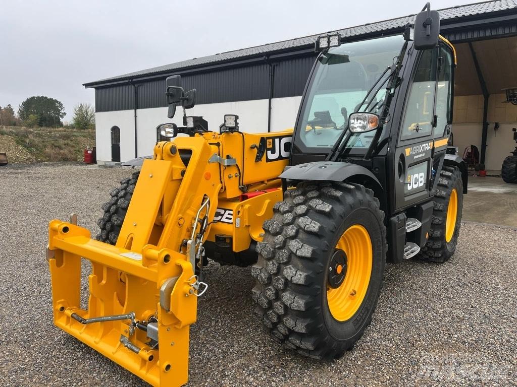 JCB 542-70 Agri Xtra Teleszkópos rakodók