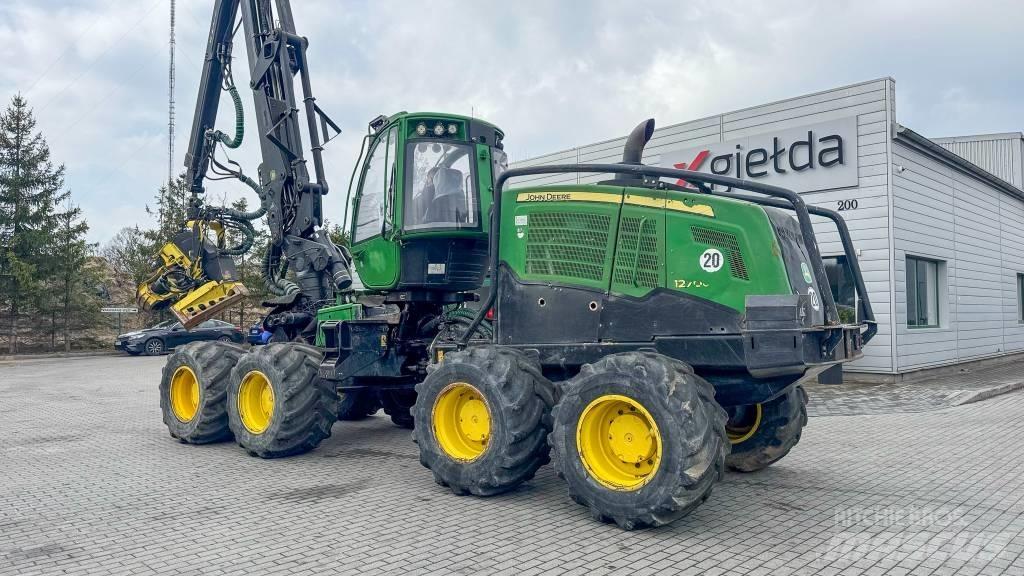 John Deere 1270 G Betakarítók