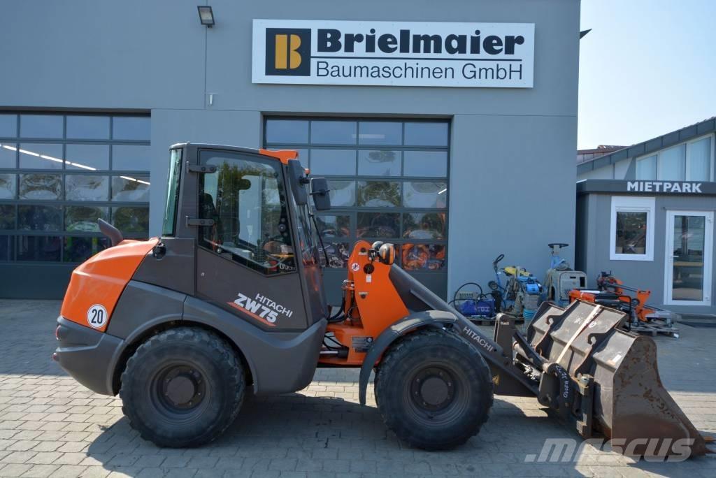 Hitachi ZW 75-6 Gumikerekes homlokrakodók