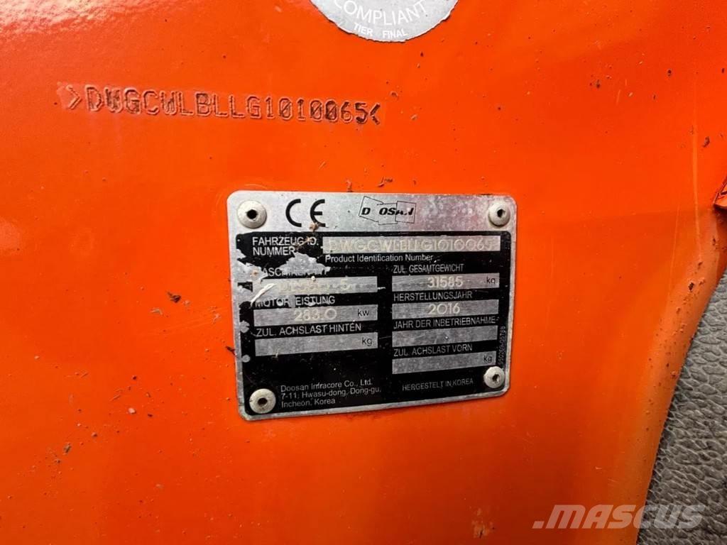 Doosan DL550 Gumikerekes homlokrakodók
