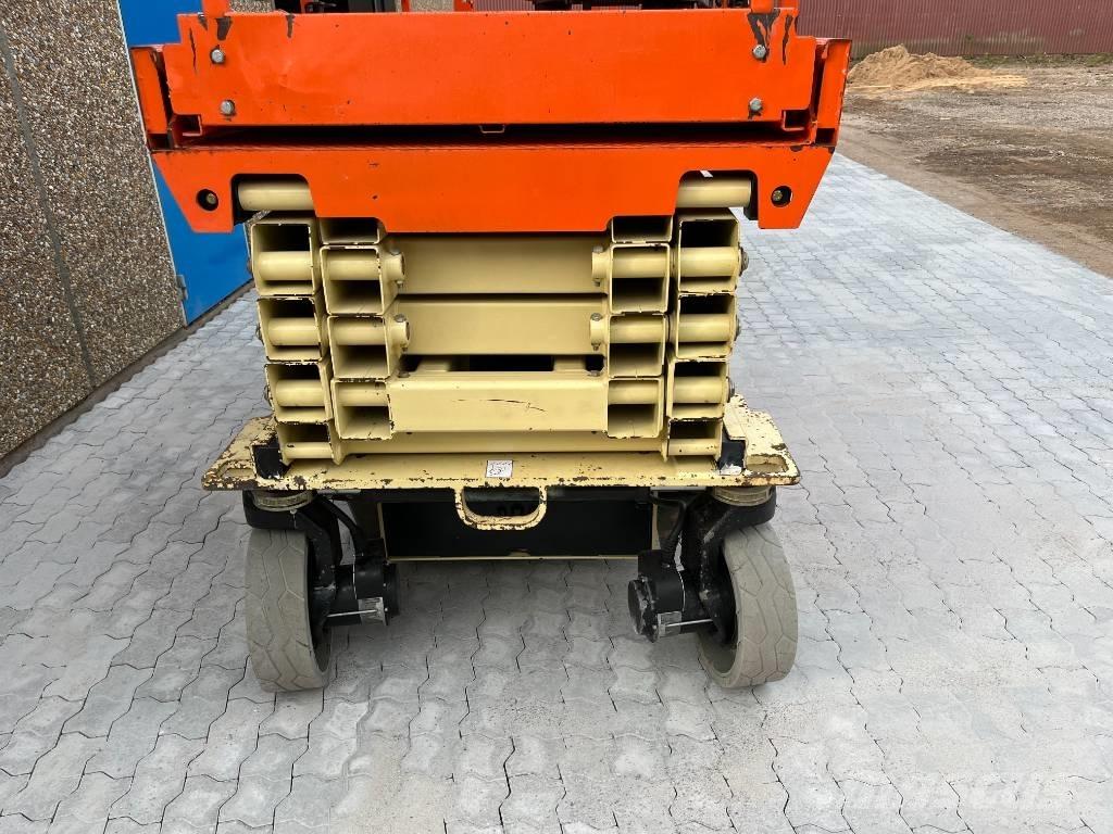 JLG 3246 ES Ollós emelők