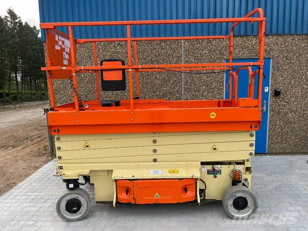 JLG 3246 ES Ollós emelők