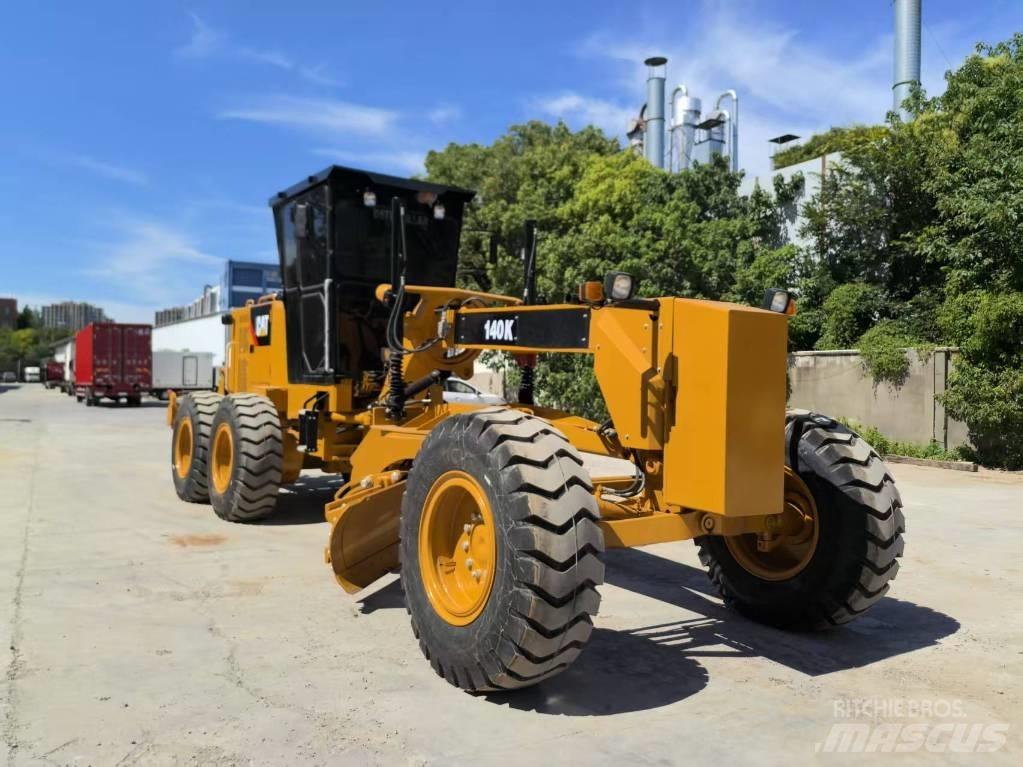 CAT 140 K Gréderek