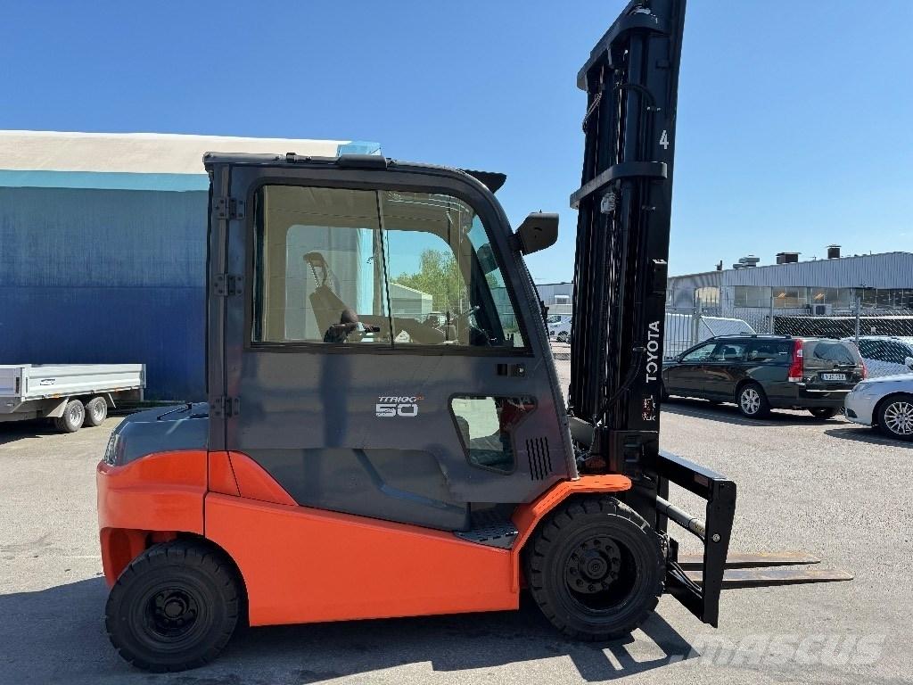 Toyota 8FBMT50 Elektromos targoncák