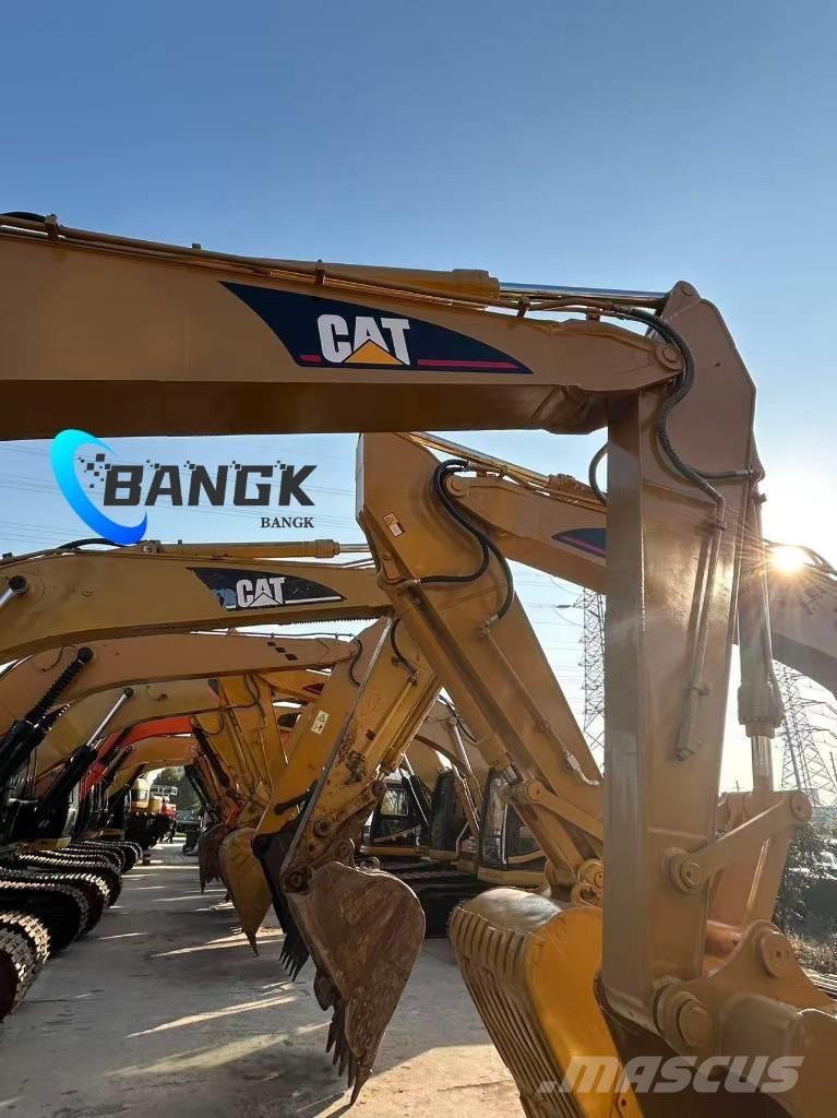 CAT 320 B Lánctalpas kotrók