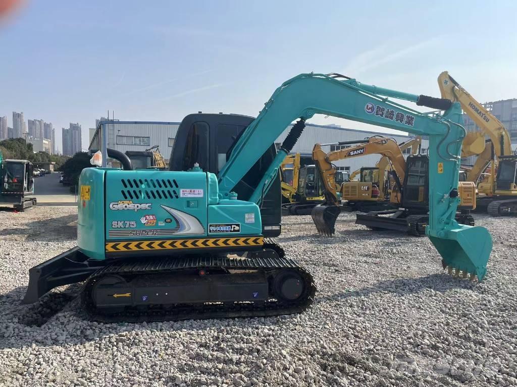 Kobelco SK 75 Lánctalpas kotrók