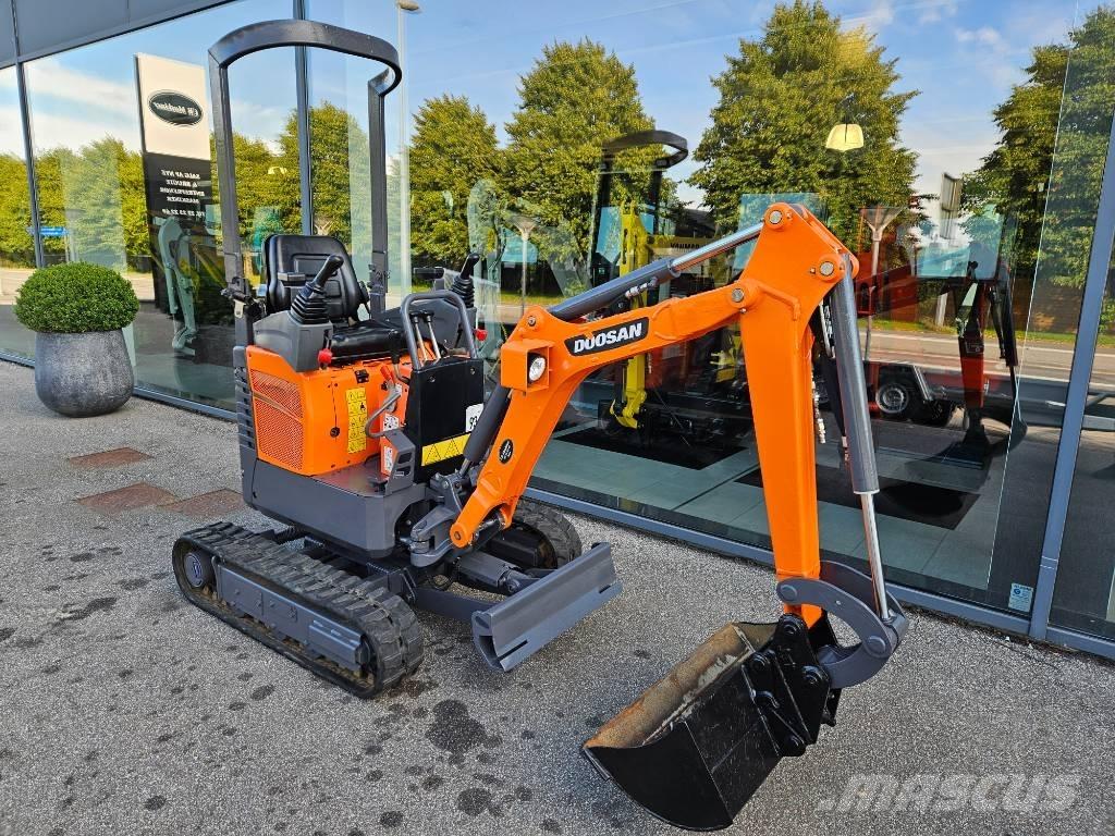 Doosan DX 10 Z Mini kotrók < 7t