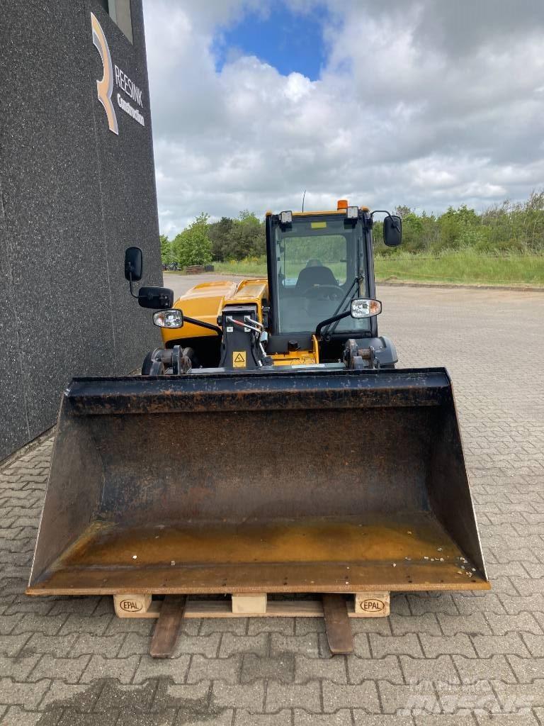 JCB 525-60 Teleszkópos rakodók