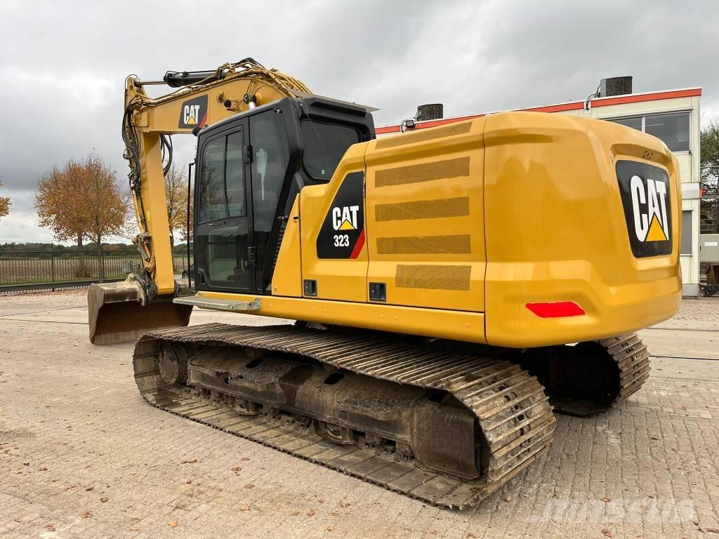 CAT 323 07A Lánctalpas kotrók