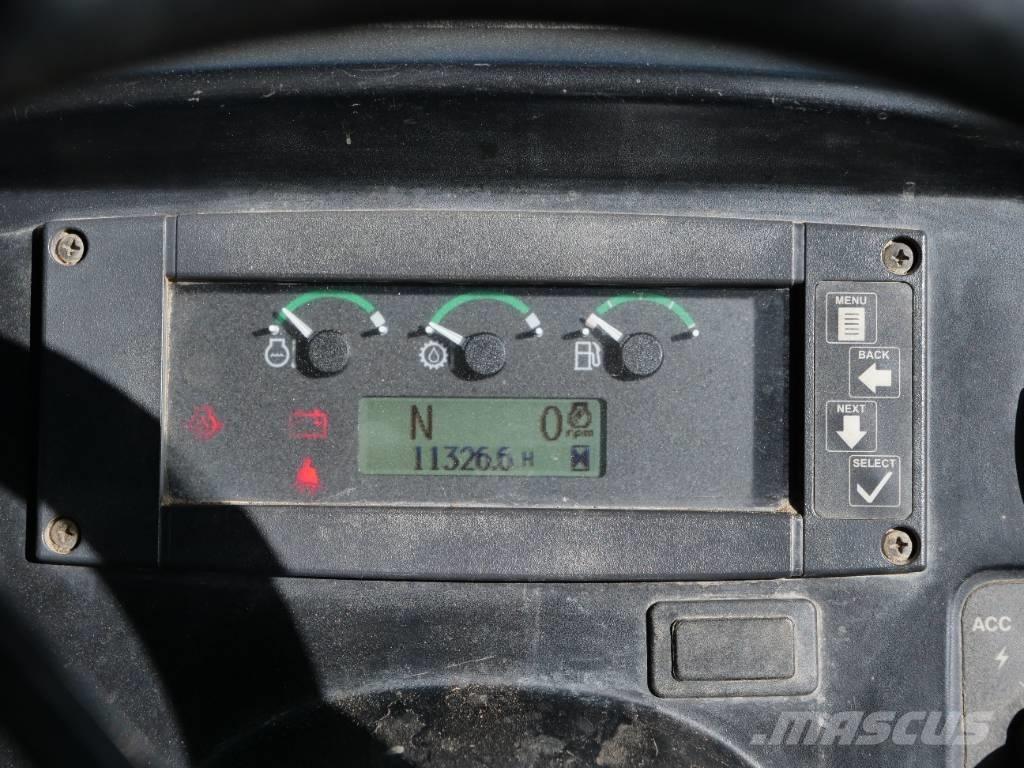 John Deere 540 G III Vonszolók