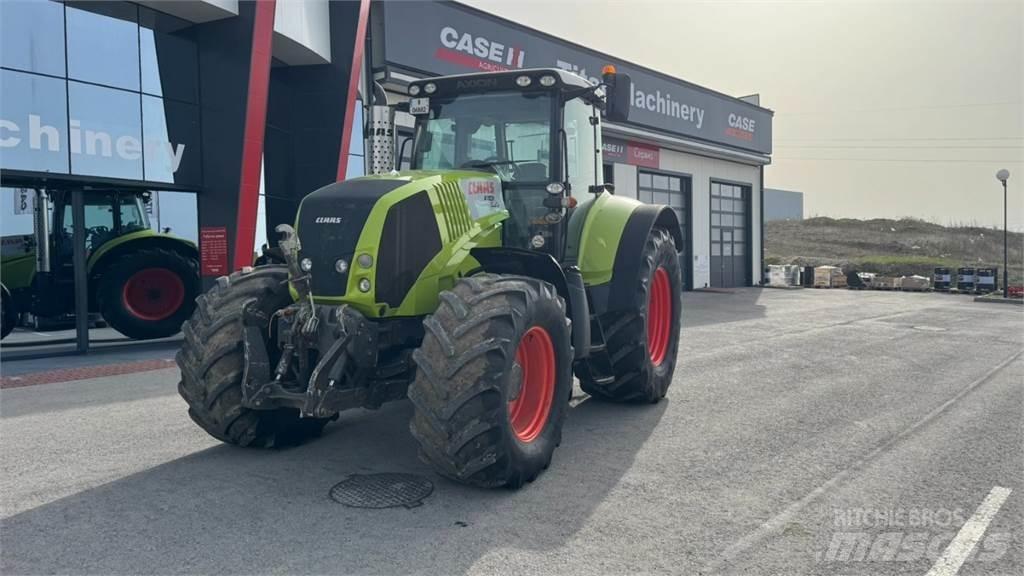CLAAS Axion 820 Traktorok