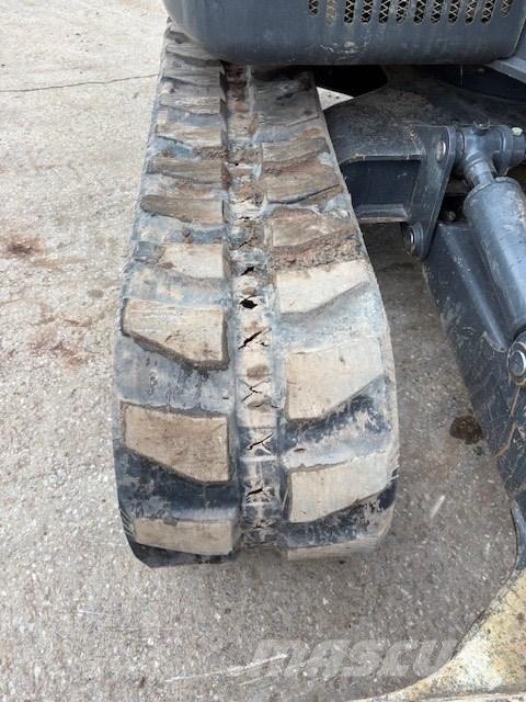 Doosan DX 85 R-3 Közepes (midi) kotrók 7 t - 12 t