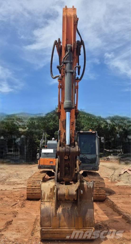 Doosan DX 300 LC-5 Lánctalpas kotrók