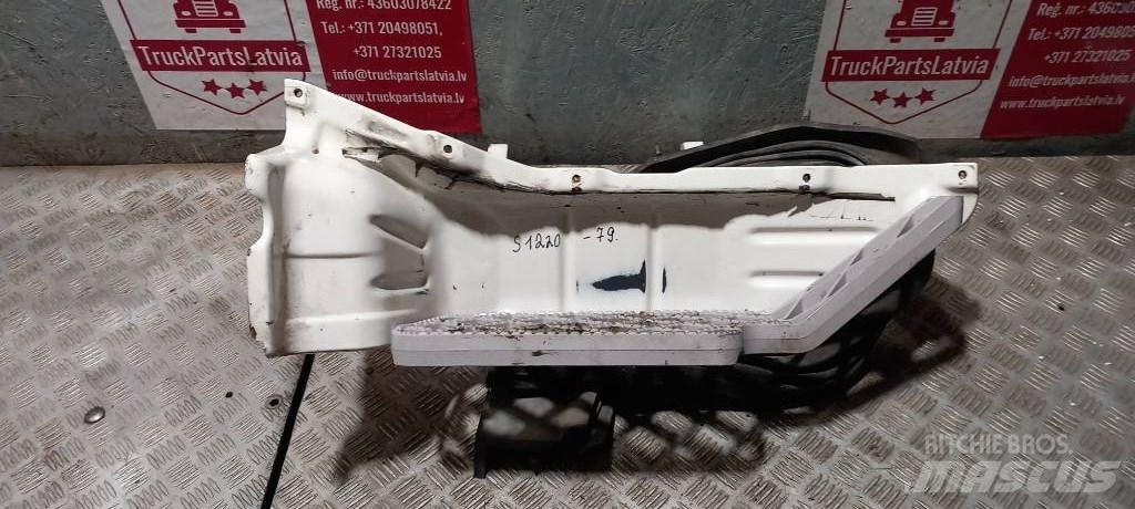 Scania G 400   1426107 Vezetőfülke és belső tartozékok