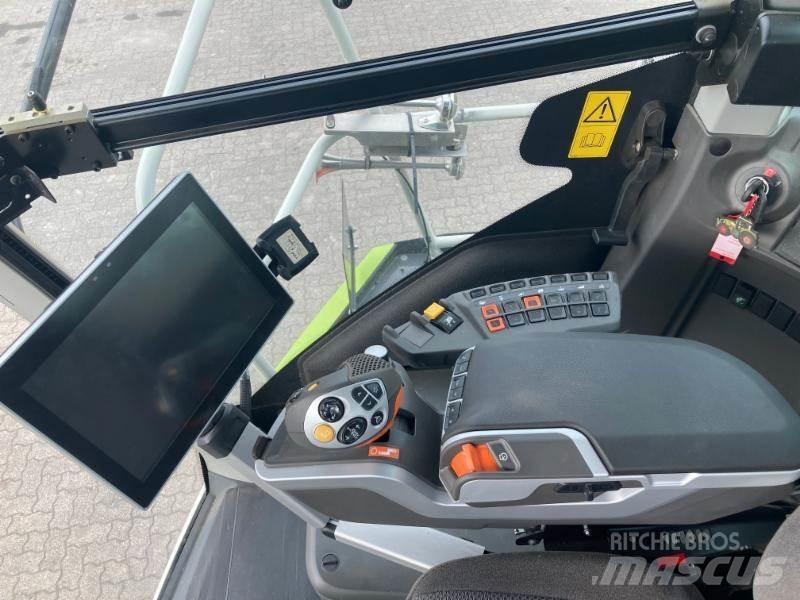 CLAAS JAGUAR 980 Önjáró szecskázók