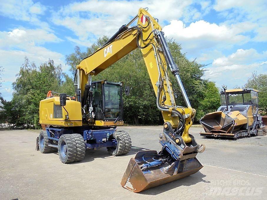 CAT M 320 F Gumikerekes kotrók