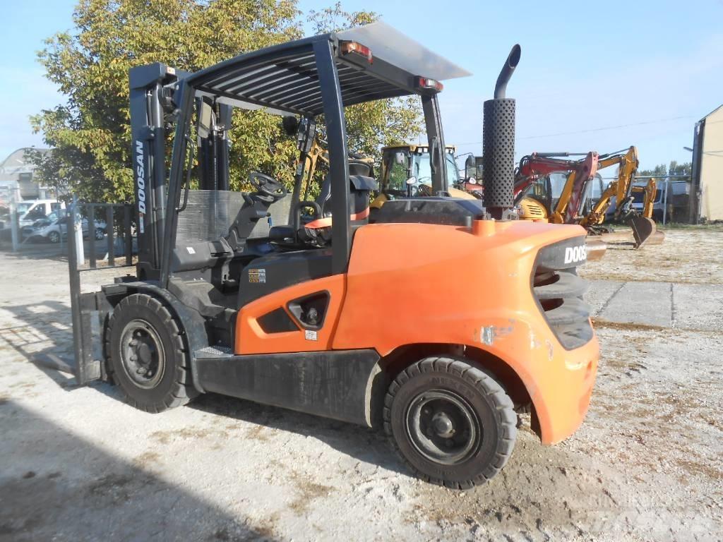 Doosan D50SC-09 Dízel targoncák