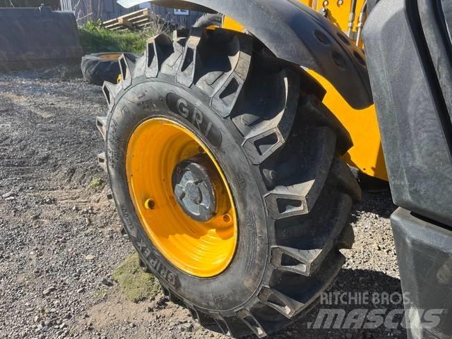 JCB 535-95 Teleszkópos rakodók