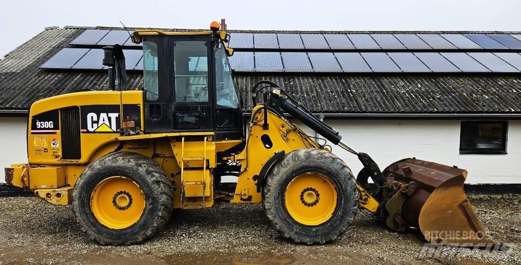 CAT 930 G Gumikerekes homlokrakodók
