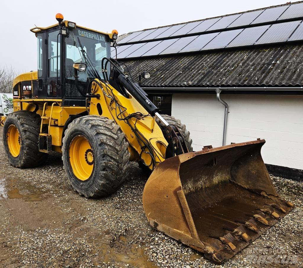 CAT 930 G Gumikerekes homlokrakodók