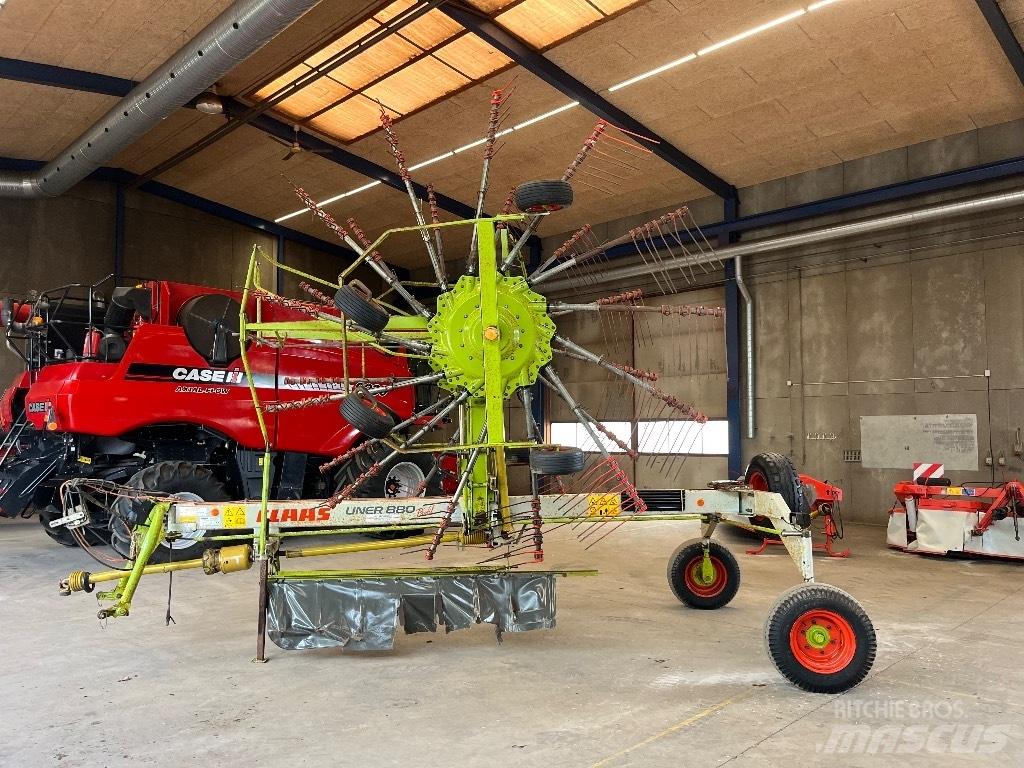 CLAAS Liner 880 L Rendkészítő