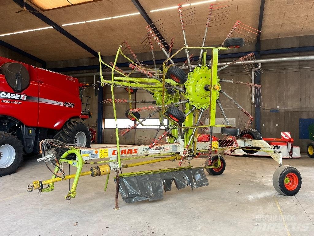 CLAAS Liner 880 L Rendkészítő