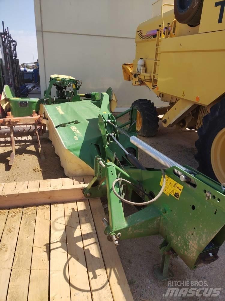 Krone Easy Cut R320 Kaszák