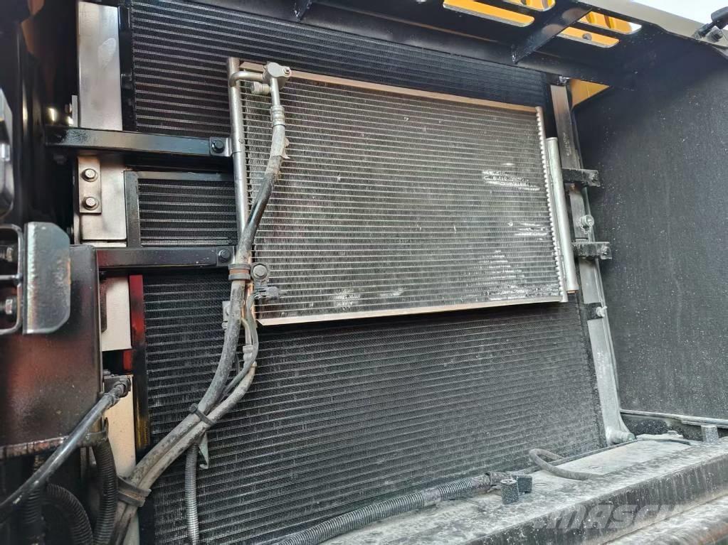 Volvo ec350dl Lánctalpas kotrók