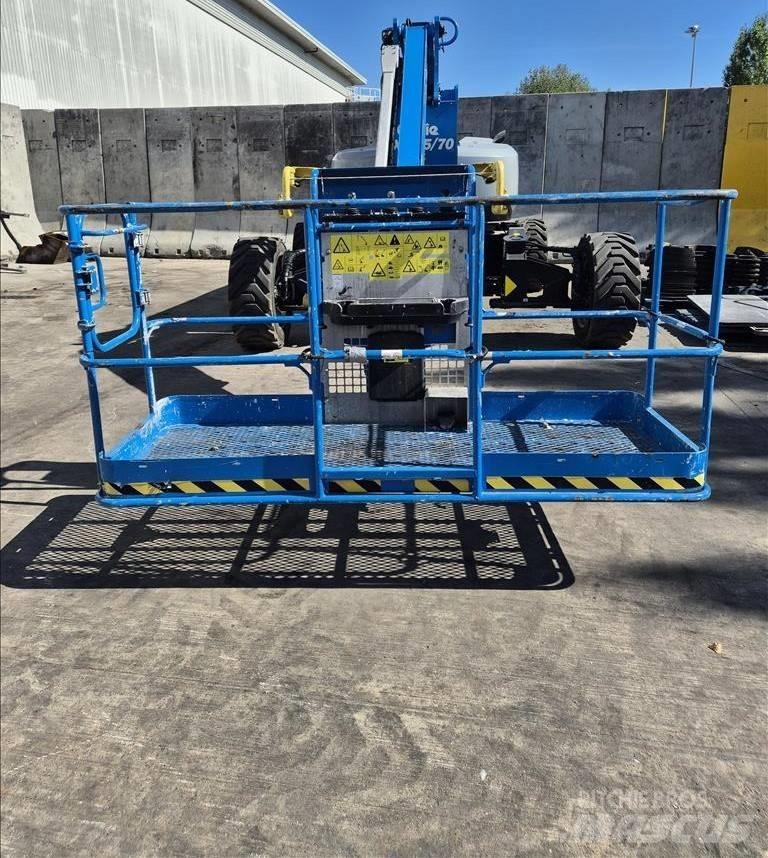 Genie ZX 135/70 Karos emelők