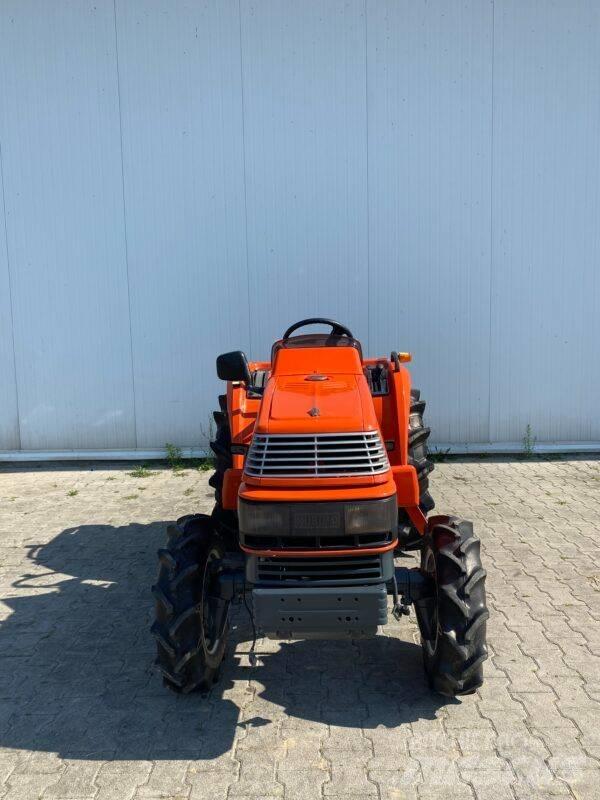 Kubota SATURN X24D Kompakt traktorok