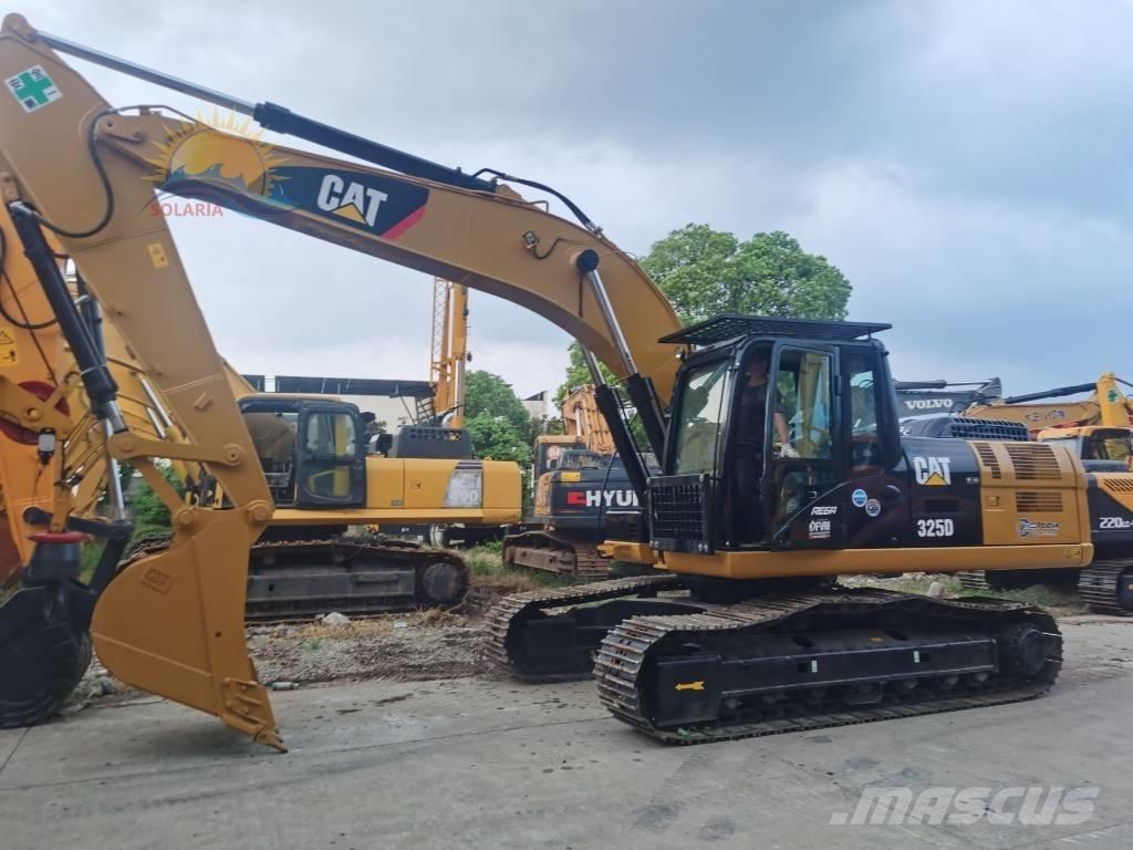 CAT 325 D Lánctalpas kotrók