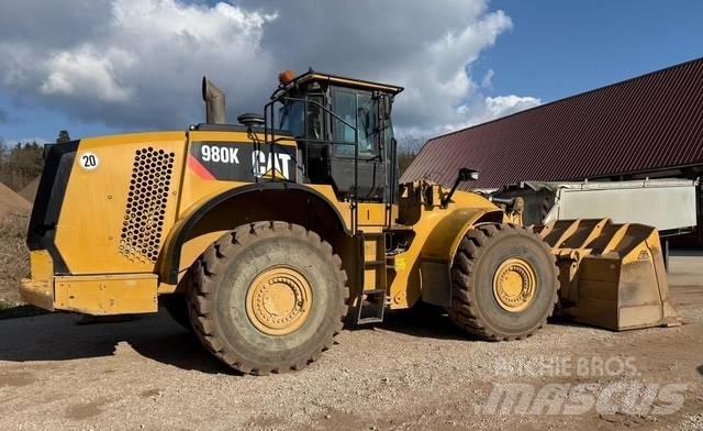 CAT 980 K Gumikerekes homlokrakodók