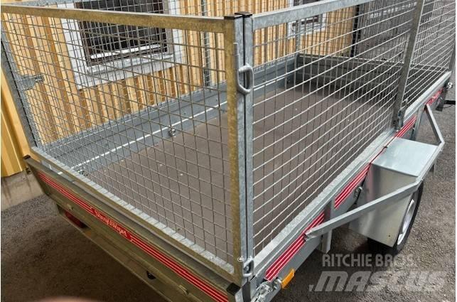 Sävsjö FTB 3002 Platós / Ponyvás félpótkocsik