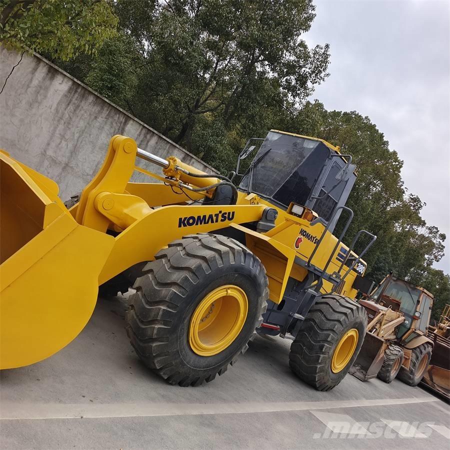 Komatsu WA380-3 Gumikerekes homlokrakodók