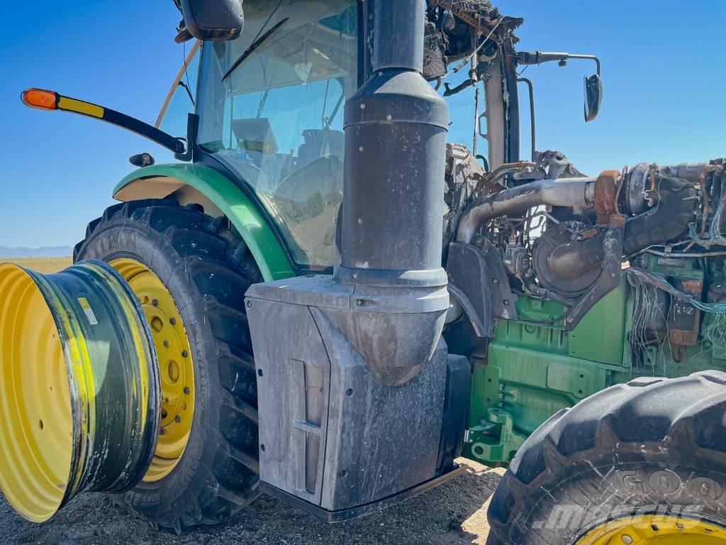 John Deere 8295 R Traktorok