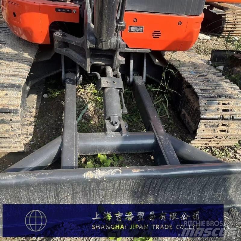 Kubota U 40 Mini kotrók < 7t