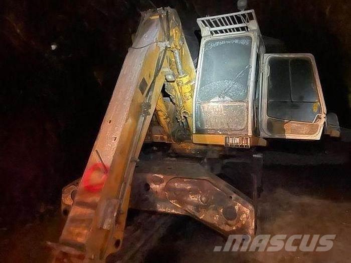 Liebherr A914 Speciális kotrók