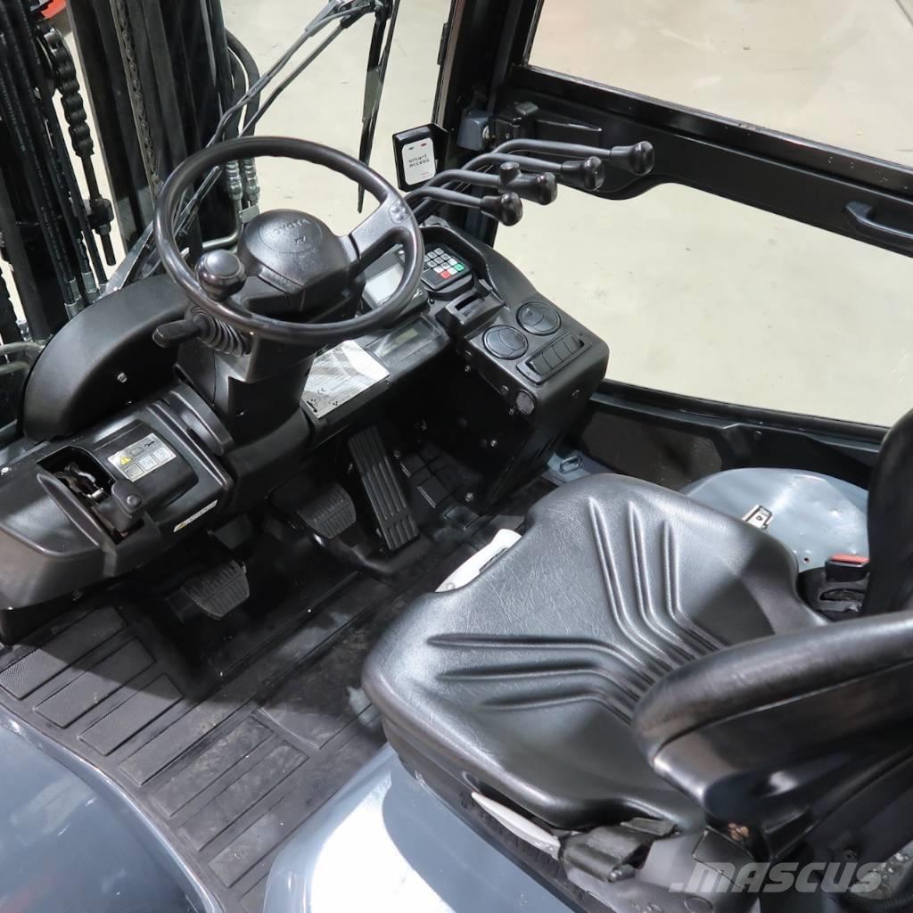 Toyota 40-8FD35N Dízel targoncák