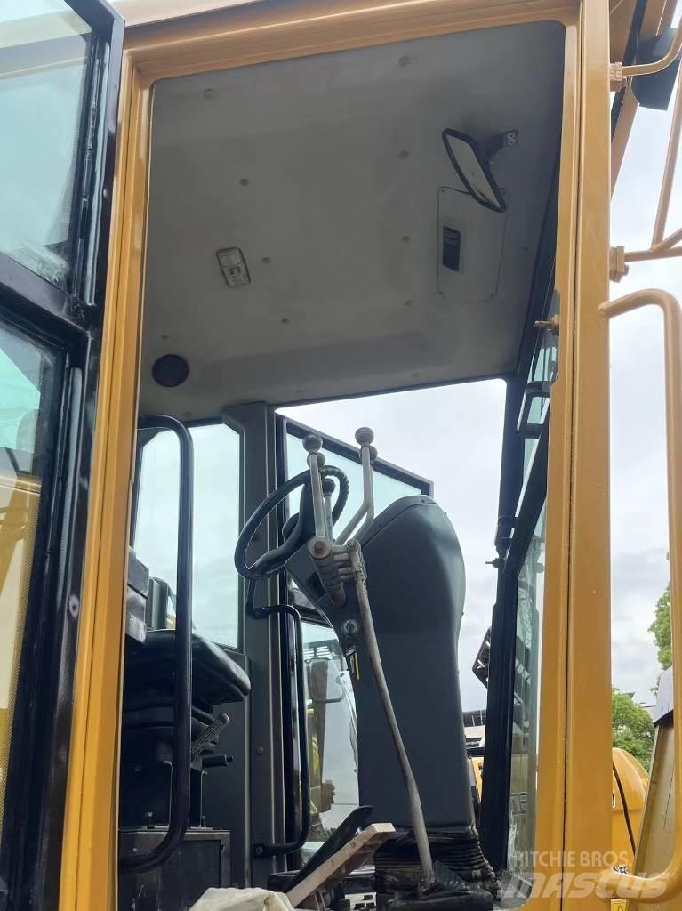CAT 140 H Gréderek