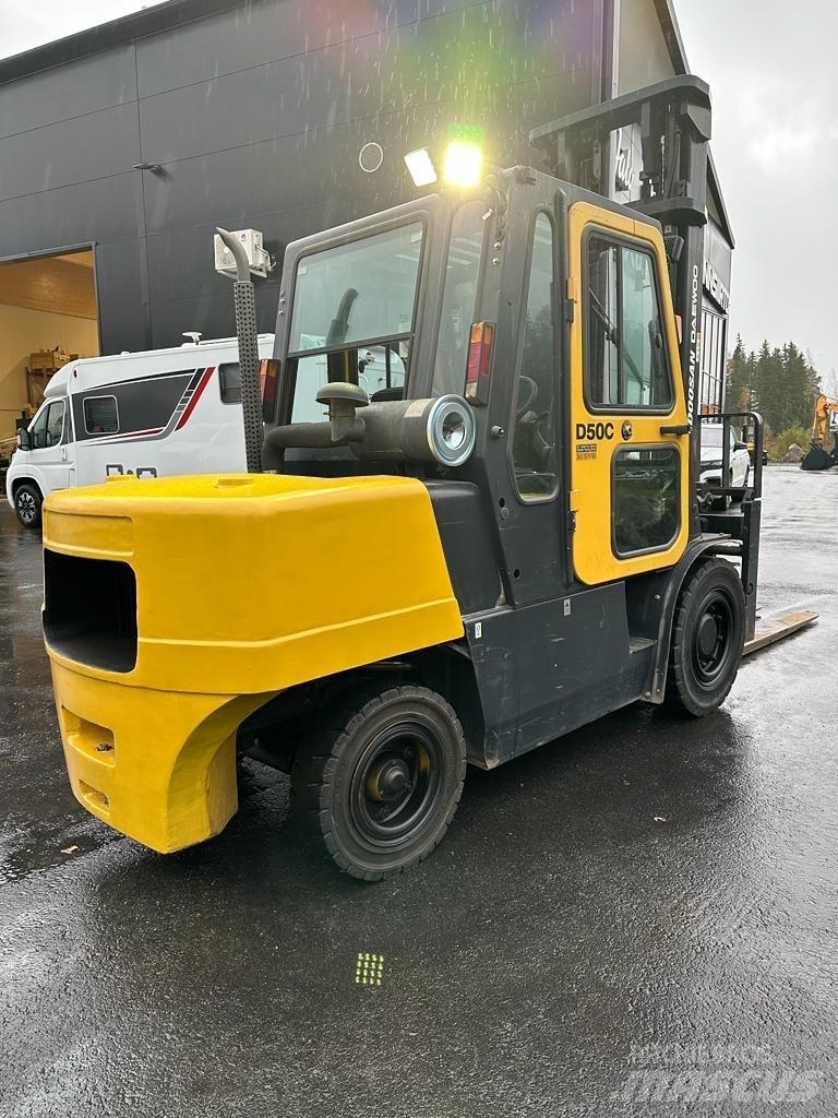Doosan Daewoo D50-C2 Dízel targoncák