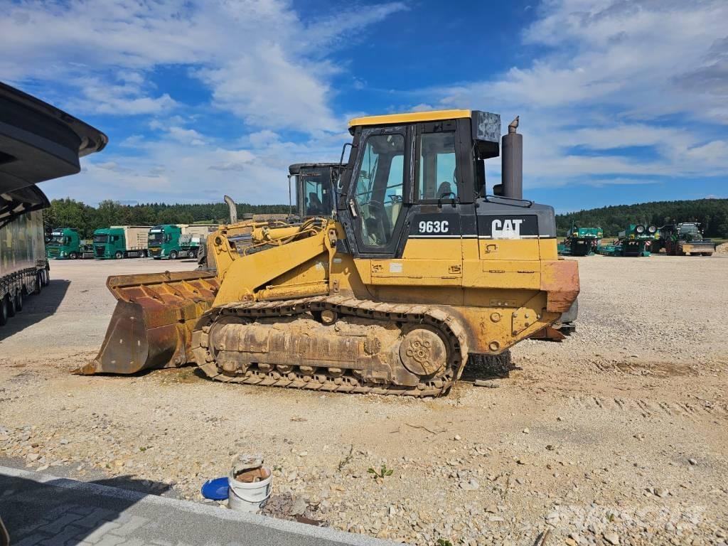 CAT 963 C Lánctalpas homlokrakodók